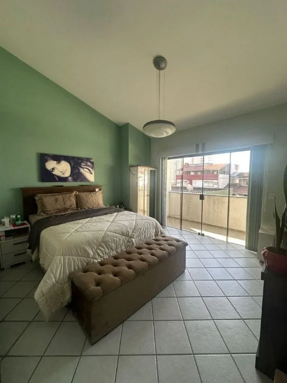 Casa para alugar em Itajaí no Centro: 5 Quartos, 550m², 2 Vagas de Garagem - Foto 8