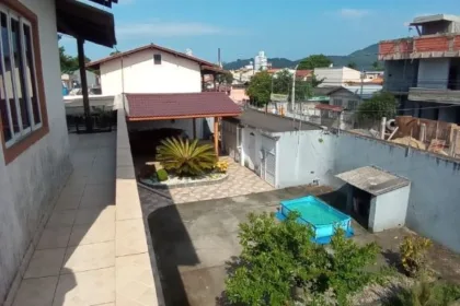 Casa para Venda em Itajaí no São Vicente com 6 Quartos e 310m² | 2 Suítes e 3 Vagas de Garagem - Foto 4