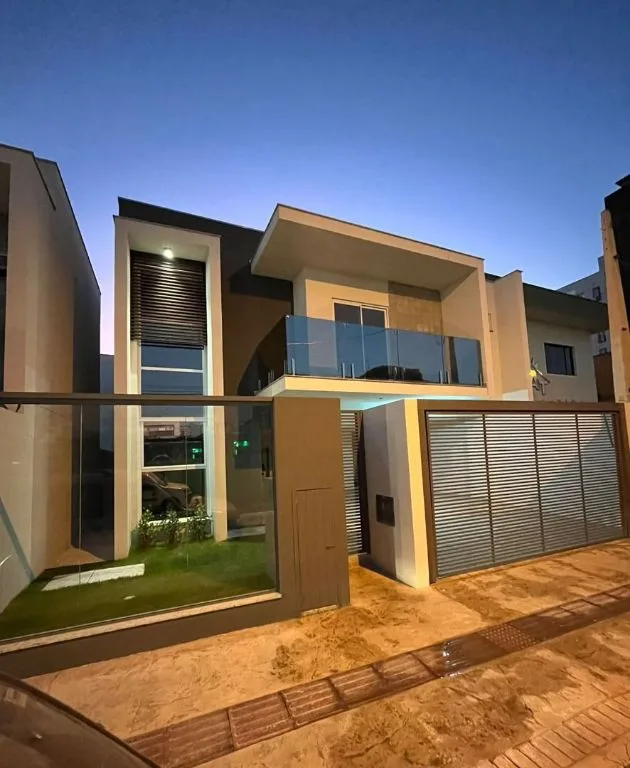 Casa à Venda em Itajaí no São João: 3 Quartos, 163m², 3 Suítes e 3 Vagas de Garagem - Foto 2