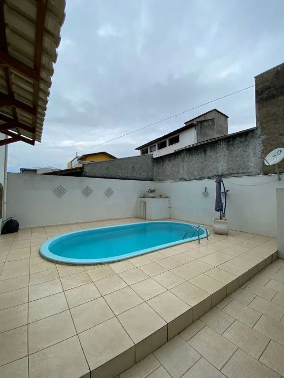 Casa à Venda em Itajaí no Dom Bosco: 4 Quartos, 187m², 2 Suítes - Foto 5