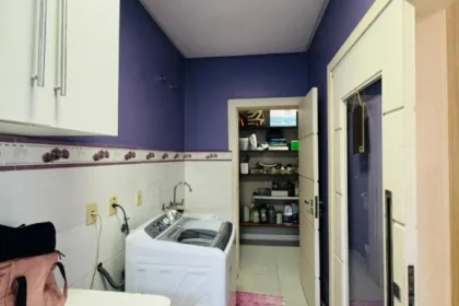 Sobrado para Venda em Itajaí no São João com 3 Quartos e 263m² | 1 Suíte e 2 Vagas de Garagem - Foto 10