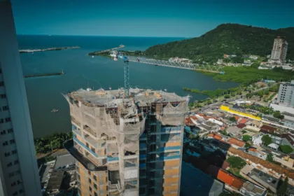 Apartamento para Venda em Itajaí no Centro com 4 Quartos e 200m² | Piscina e Varanda Gourmet - Foto 21
