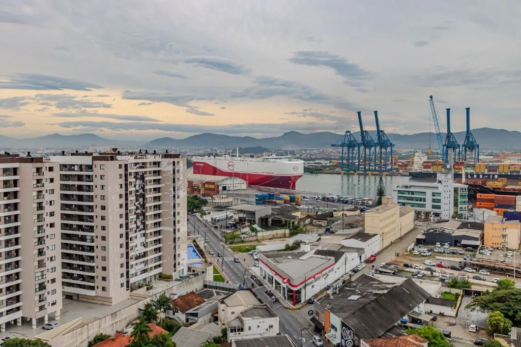 Apartamento à Venda em Itajaí no Centro: 2 Quartos, 77m², 2 Suítes e 1 Vaga de Garagem - Foto 13
