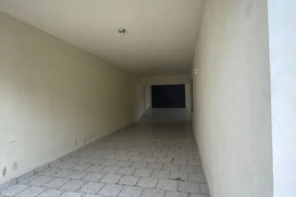Casa para Aluguel em Itajaí no Espinheiros com 3 Quartos e 120m² | 1 Suíte e 3 Vagas de Garagem - Foto 19
