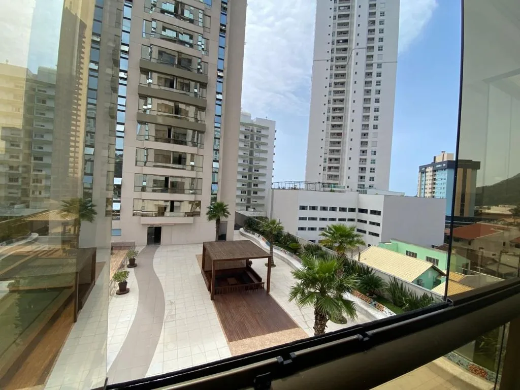 Apartamento à Venda em Itajaí no Fazenda: 3 Quartos, 95M², 1 Suíte e 2 Vagas de Garagem (Ref: 50)