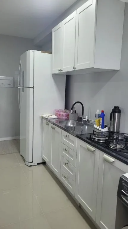 Apartamento à Venda em Itajaí no Ressacada: 2 Quartos, 47m², 1 Vaga de Garagem - Foto 2