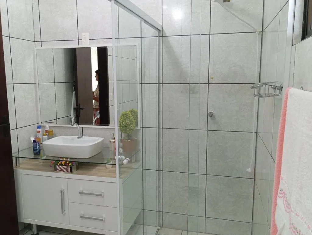 Casa à Venda em Itajaí no São Vicente: 4 Quartos, 240m², 2 Vagas de Garagem - Foto 4