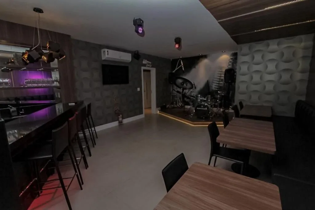 Apartamento à Venda em Itajaí no Cabeçudas: 2 Quartos, 77m², 2 Suítes e Garagem Coberta - Foto 6