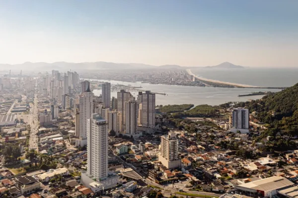 Apartamento para Venda em Itajaí na Fazenda com 1 Quarto e 72m² | Piscina e Varanda Gourmet - Foto 1