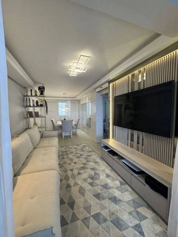 Apartamento à Venda em Itajaí no Dom Bosco: 3 Quartos, 3 Suítes e 2 Vagas de Garagem - Foto 2