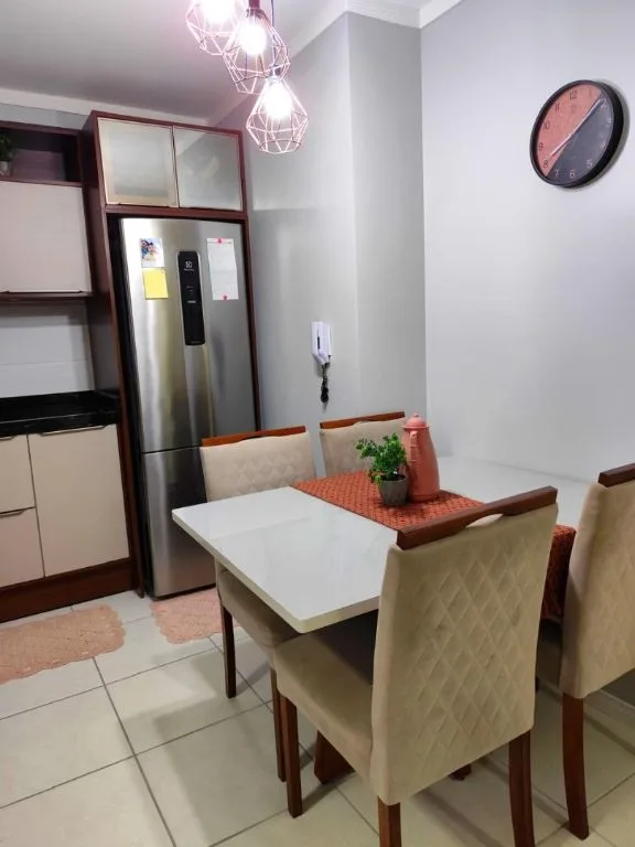 Apartamento à Venda em Itajaí no Ressacada: 2 Quartos, 58M², Sacada e 1 Vaga de Garagem (Ref: 93)