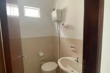 Casa para Aluguel em Itajaí no Espinheiros com 3 Quartos e 120m² | 1 Suíte e 3 Vagas de Garagem - Foto 12