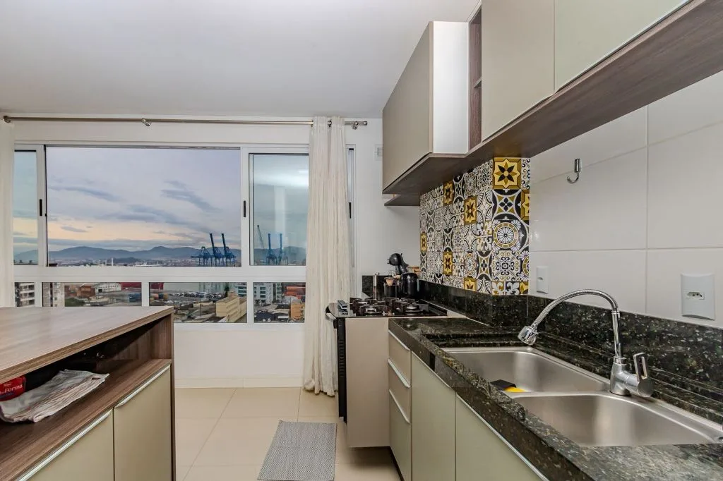 Apartamento à Venda em Itajaí no Centro: 2 Quartos, 77m², 2 Suítes e 1 Vaga de Garagem - Foto 10