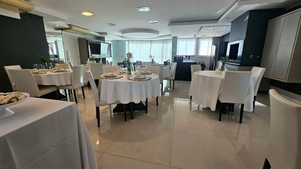 Apartamento à Venda em Itajaí no Centro: 3 Quartos, 111m², 1 Suíte e 2 Vagas de Garagem - Foto 14