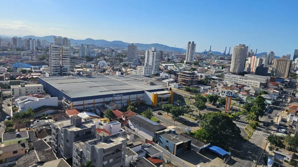 Apartamento à Venda em Itajaí no Centro: 3 Quartos, 111m², 1 Suíte e 2 Vagas de Garagem - Foto 16