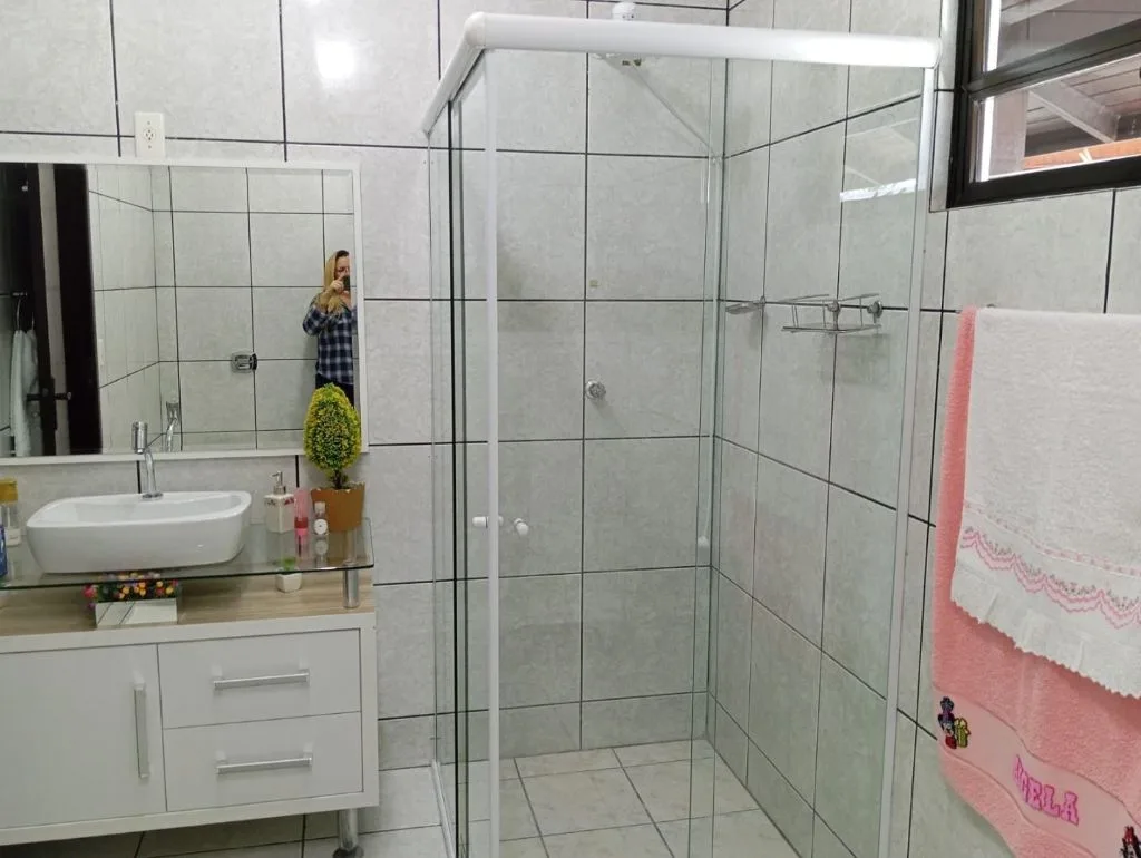 Casa à Venda em Itajaí no São Vicente: 4 Quartos, 240m², 2 Vagas de Garagem - Foto 3