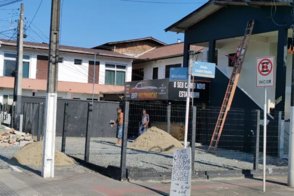 Terreno à Venda em Itajaí no São Vicente: 108m² - Foto 1