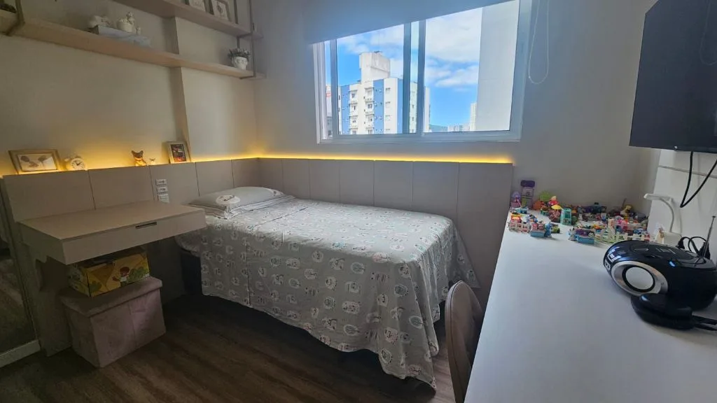 Apartamento à Venda em Itajaí no Centro: 3 Quartos, 111m², 1 Suíte e 2 Vagas de Garagem - Foto 7