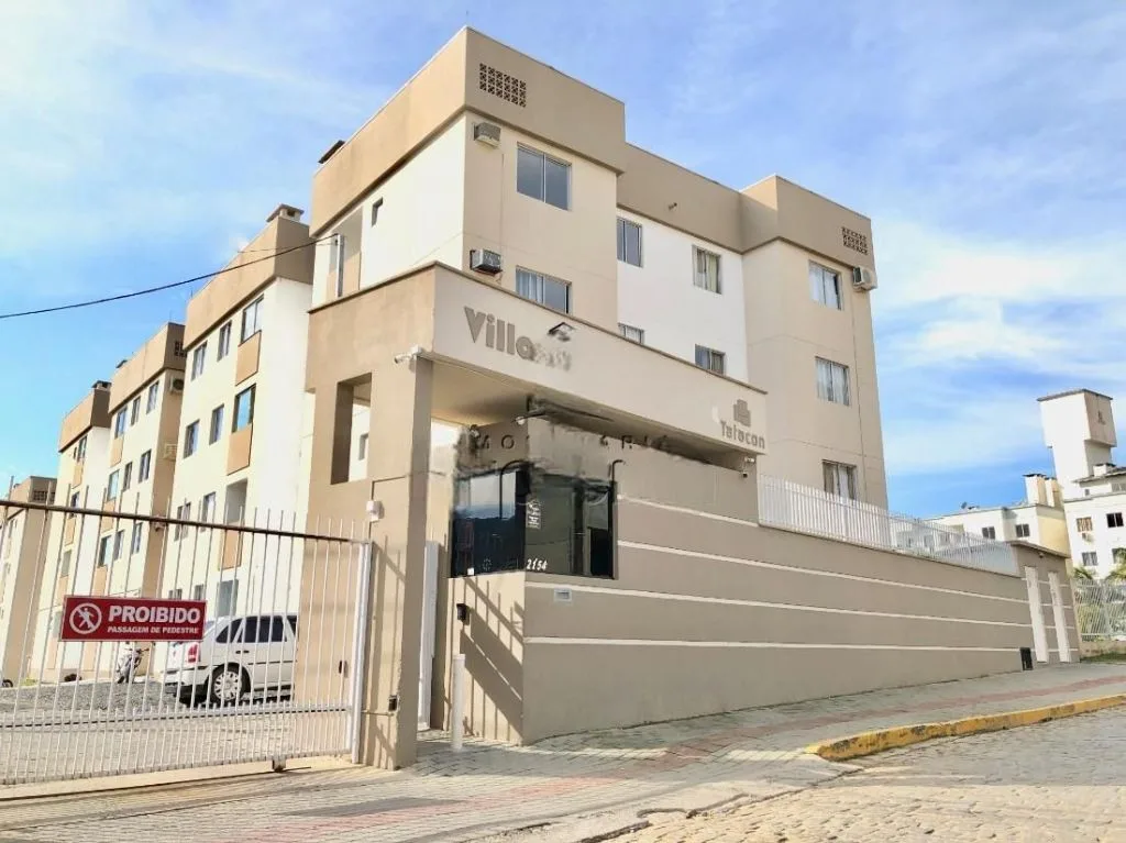 Apartamento à Venda em Itajaí no Espinheiros: 2 Quartos, 52M², Mobiliado e Garagem Coberta (Ref: 164)