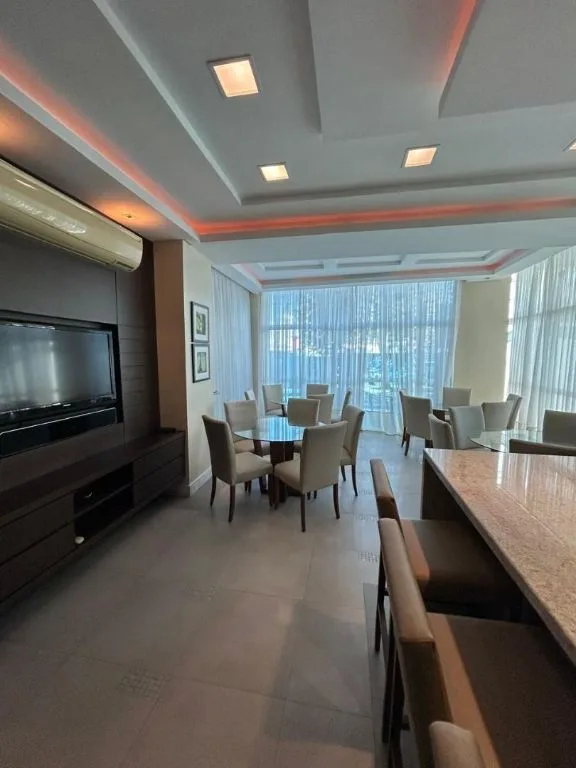 Apartamento à Venda em Itajaí no Centro: 3 Quartos, 110m², 3 Suítes e 2 Vagas de Garagem - Foto 4