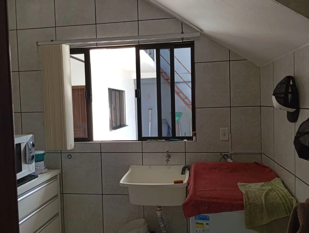Casa à Venda em Itajaí no São Vicente: 4 Quartos, 240m², 2 Vagas de Garagem - Foto 19