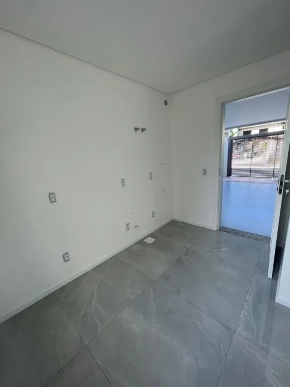 Casa à Venda em Itajaí no São João: 3 Quartos, 163m², 3 Suítes e 3 Vagas de Garagem - Foto 6