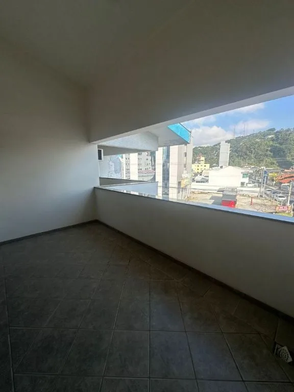 Casa para alugar em Itajaí no Centro: 5 Quartos, 550m², 2 Vagas de Garagem - Foto 20