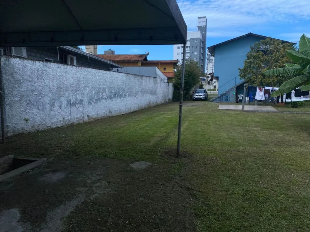 Terreno à Venda em Itajaí no São João: 1776m² - Foto 3