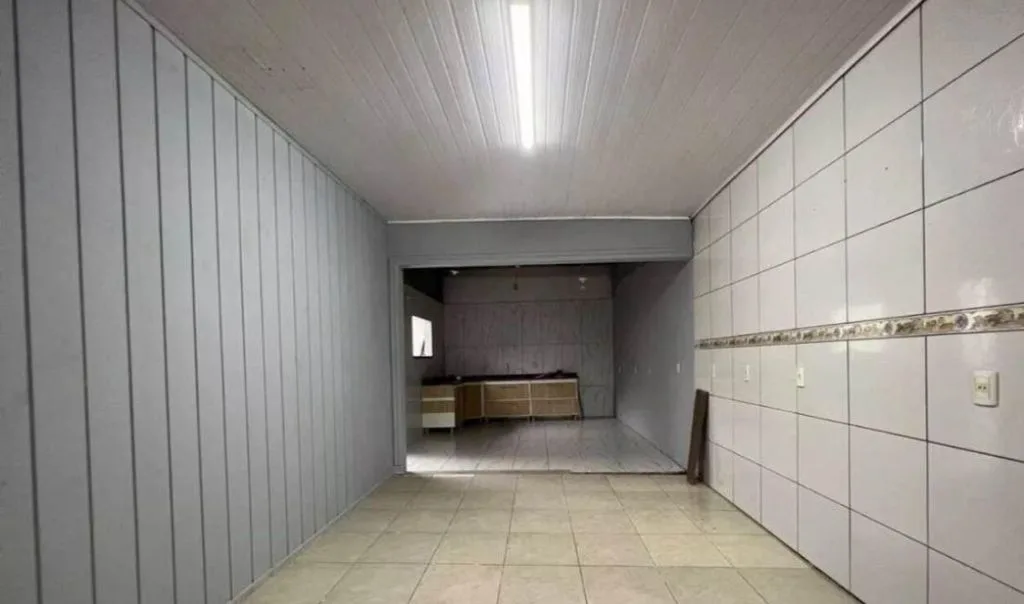 Casa à Venda em Itajaí no Espinheiros: 2 Quartos, 120m², 1 Vaga de Garagem - Foto 4