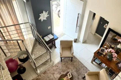 Sobrado para Venda em Itajaí no São João com 3 Quartos e 263m² | 1 Suíte e 2 Vagas de Garagem - Foto 11