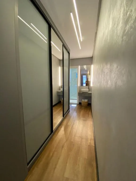 Sobrado à Venda em Itajaí no Cabeçudas: 3 Quartos, 170m², 1 Suíte e 2 Vagas de Garagem - Foto 11