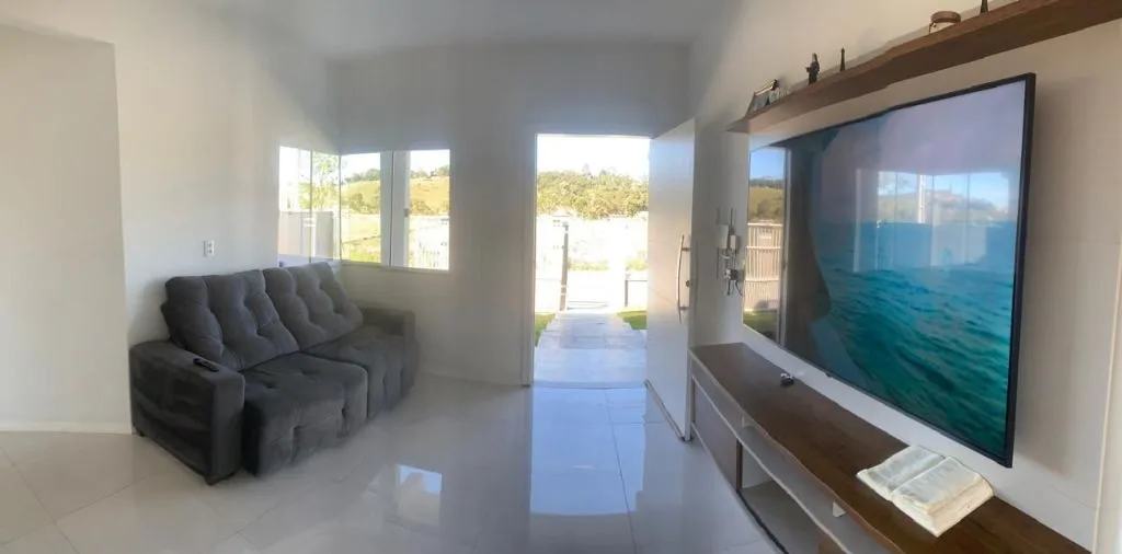 Casa à Venda em Itajaí no Paciência: 3 Quartos, 112m², 1 Suíte e 2 Vagas de Garagem - Foto 4