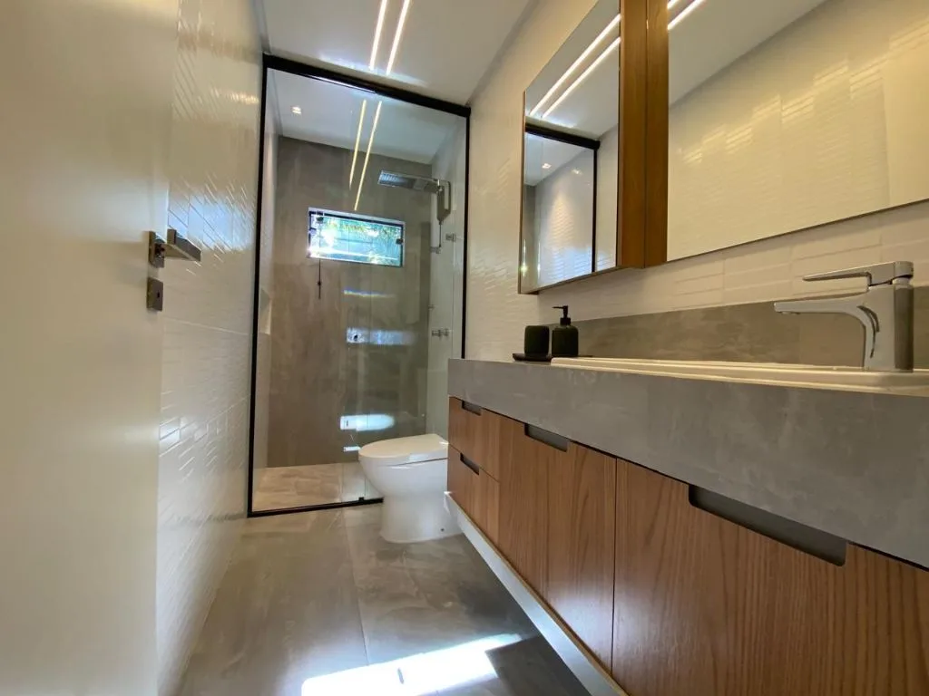 Sobrado à Venda em Itajaí no Cabeçudas: 3 Quartos, 170m², 1 Suíte e 2 Vagas de Garagem - Foto 13
