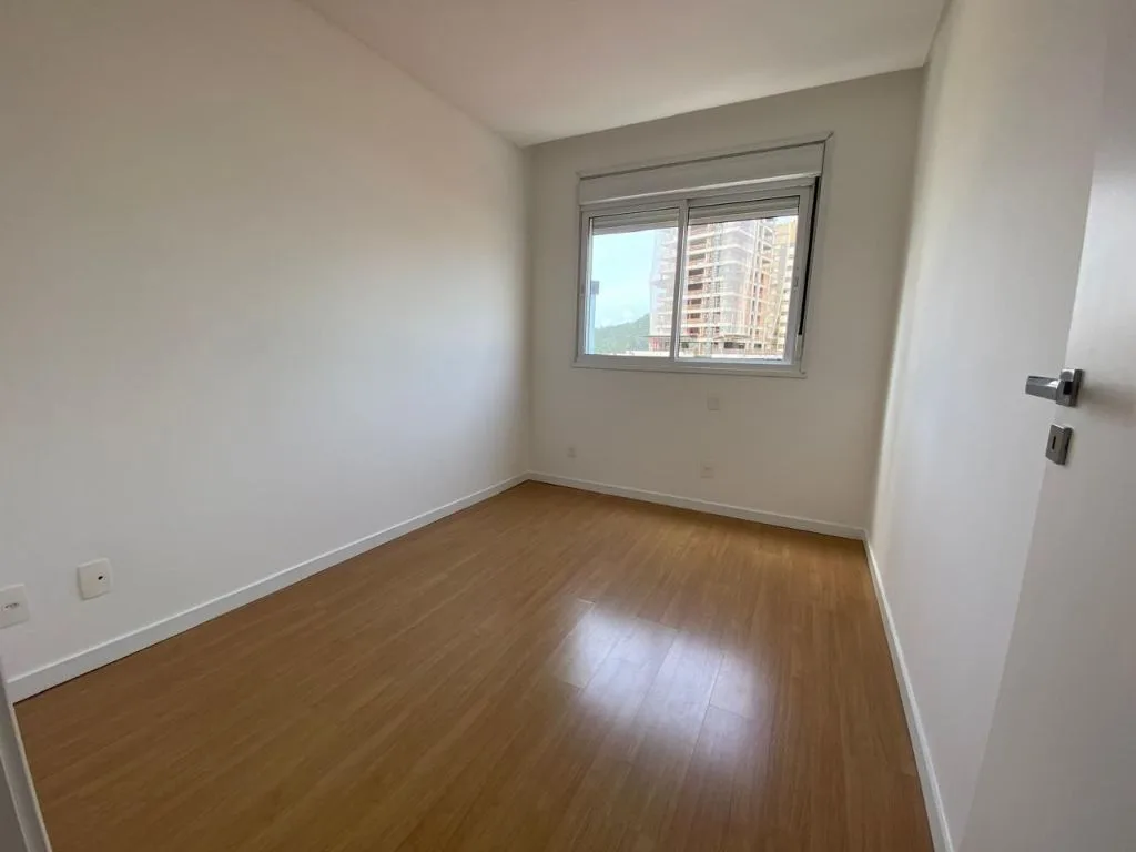 Apartamento à Venda em Itajaí no Fazenda: 3 Quartos, 95m², 1 Suíte e 2 Vagas de Garagem - Foto 13