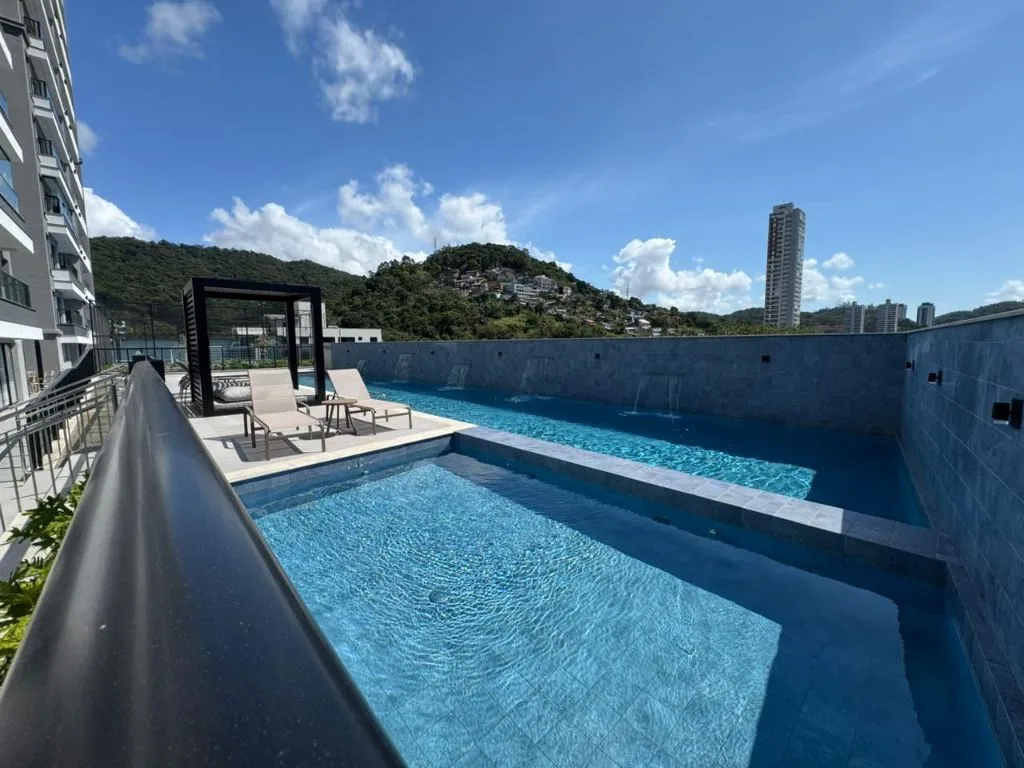 Apartamento à Venda em Itajaí no Praia Brava de Itajaí: 3 Quartos, 106m², 3 Suítes e 2 Vagas de Garagem - Foto 11