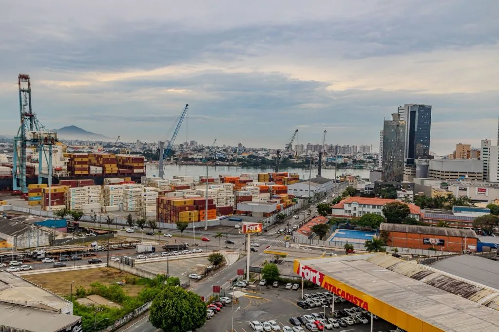 Apartamento à Venda em Itajaí no Centro: 2 Quartos, 77m², 2 Suítes e 1 Vaga de Garagem - Foto 14