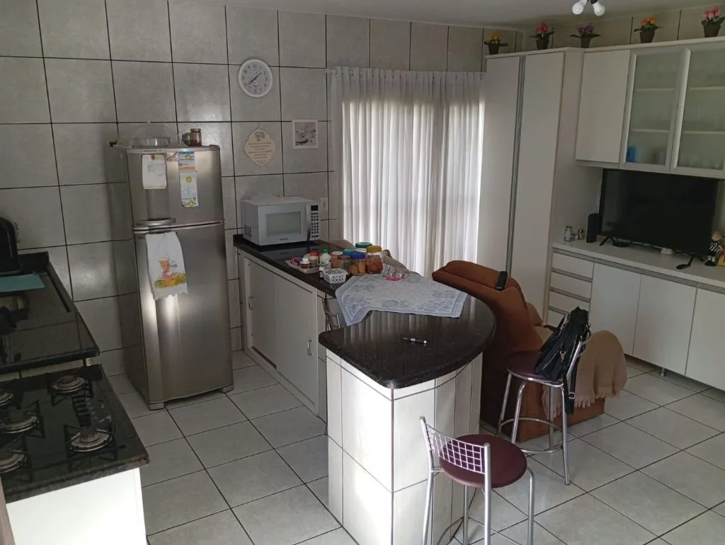 Casa à Venda em Itajaí no São Vicente: 4 Quartos, 240m², 2 Vagas de Garagem - Foto 15