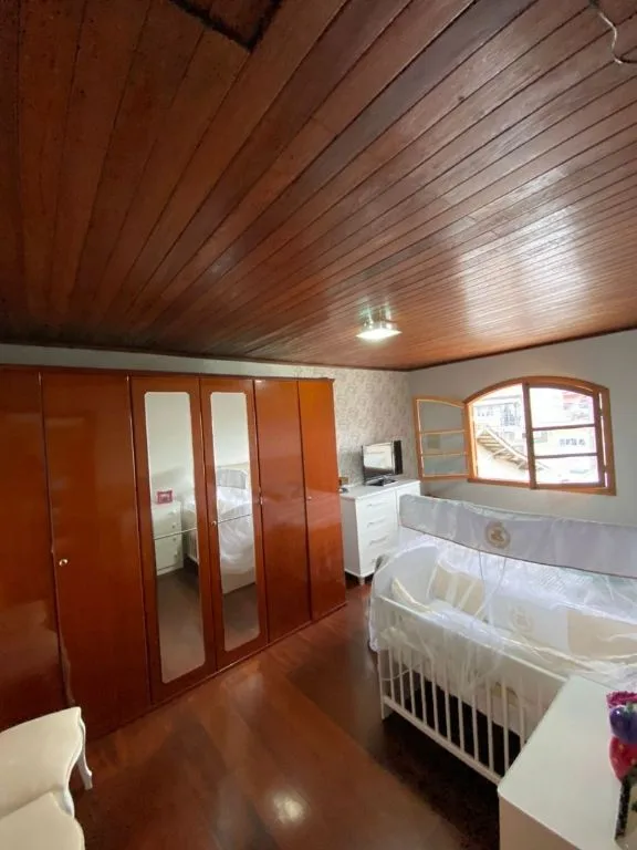 Casa à Venda em Itajaí no Dom Bosco: 4 Quartos, 187m², 2 Suítes - Foto 10