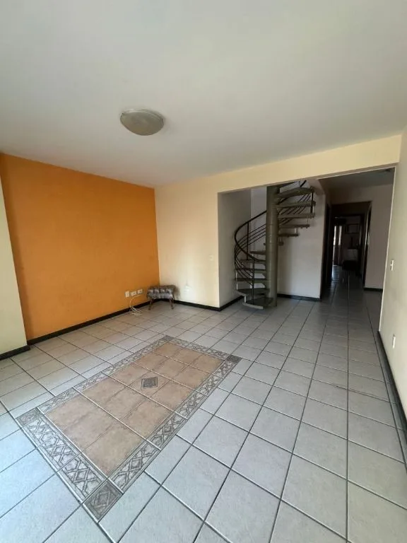 Casa para alugar em Itajaí no Centro: 5 Quartos, 550m², 2 Vagas de Garagem - Foto 14