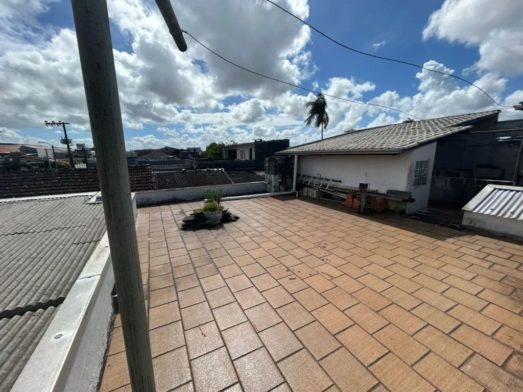Casa à Venda em Itajaí no São João: 3 Quartos, 170m², 4 Vagas de Garagem - Foto 8