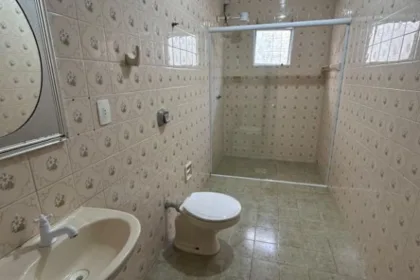 Casa para Aluguel em Itajaí no São João com 2 Quartos e 300m² | 1 Suíte e 1 Vaga de Garagem - Foto 4