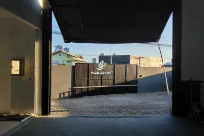 Galpão para Aluguel em Itajaí no Cordeiros com 670m² - Foto 6