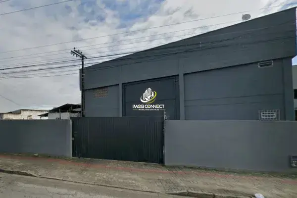 Galpão para Aluguel em Itajaí no Cordeiros com 670m² - Foto 1